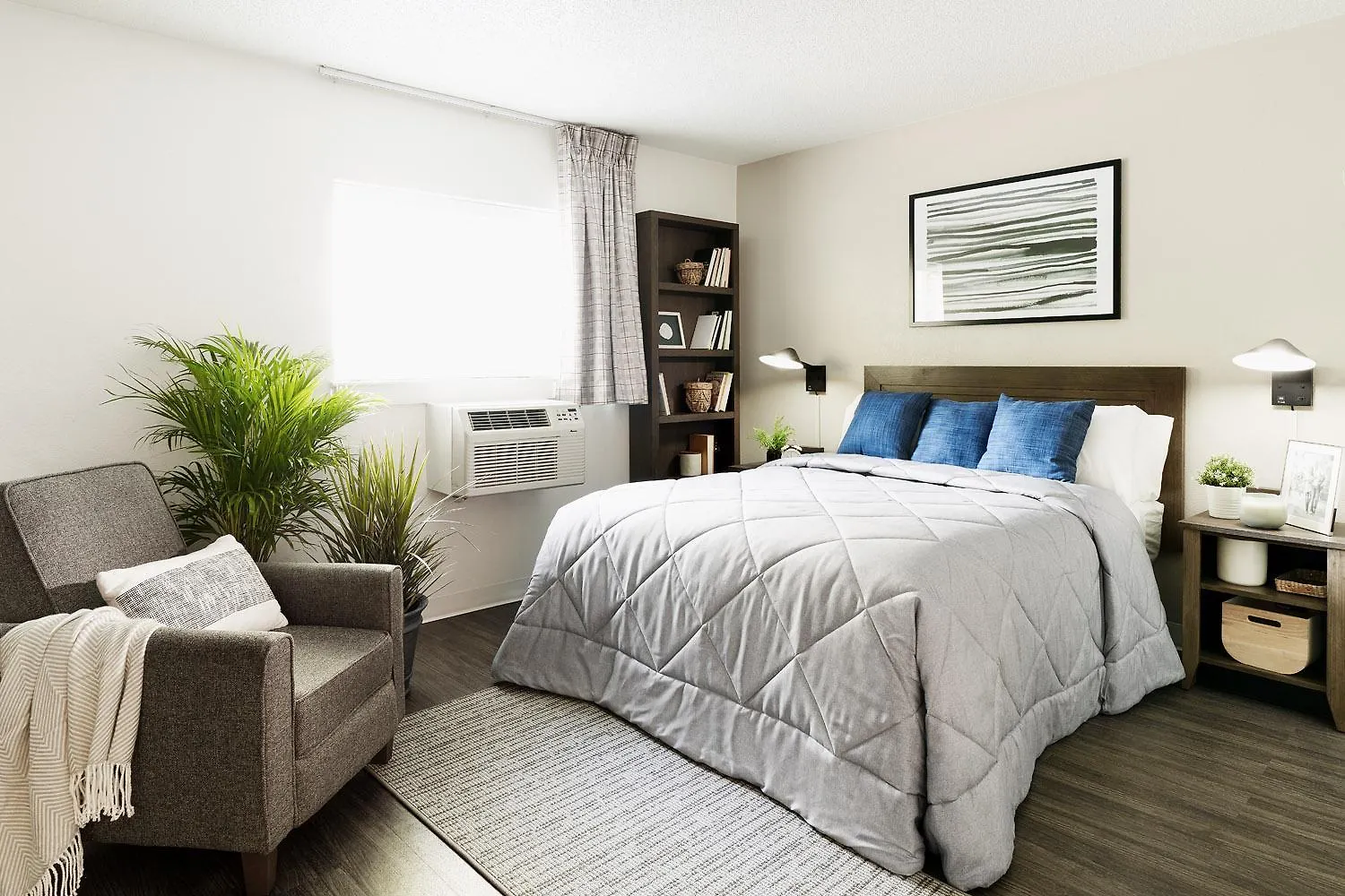 Where to Stay Near Oak Hollow Park Golf Course: 4 Best Budget Hotels