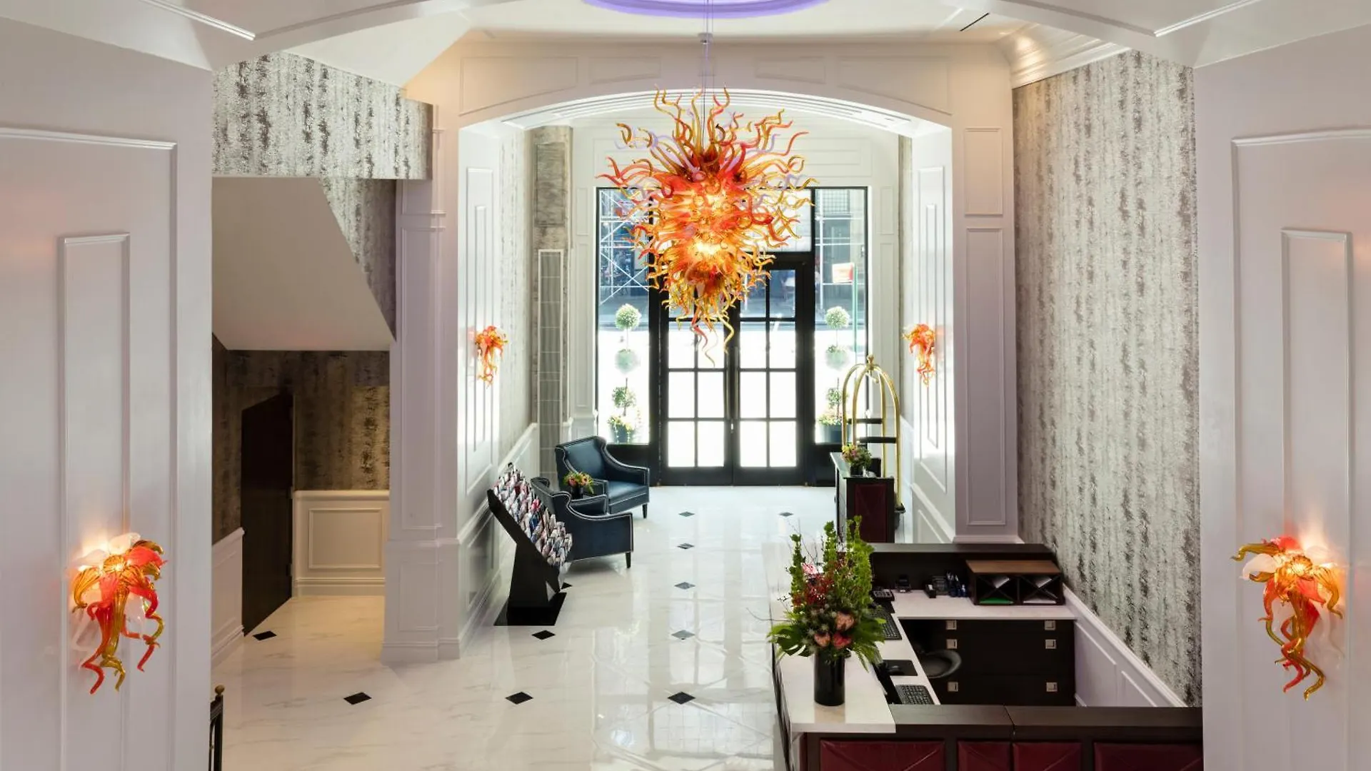 15 Family-Friendly Hotels in Lower Manhattan That Deliver