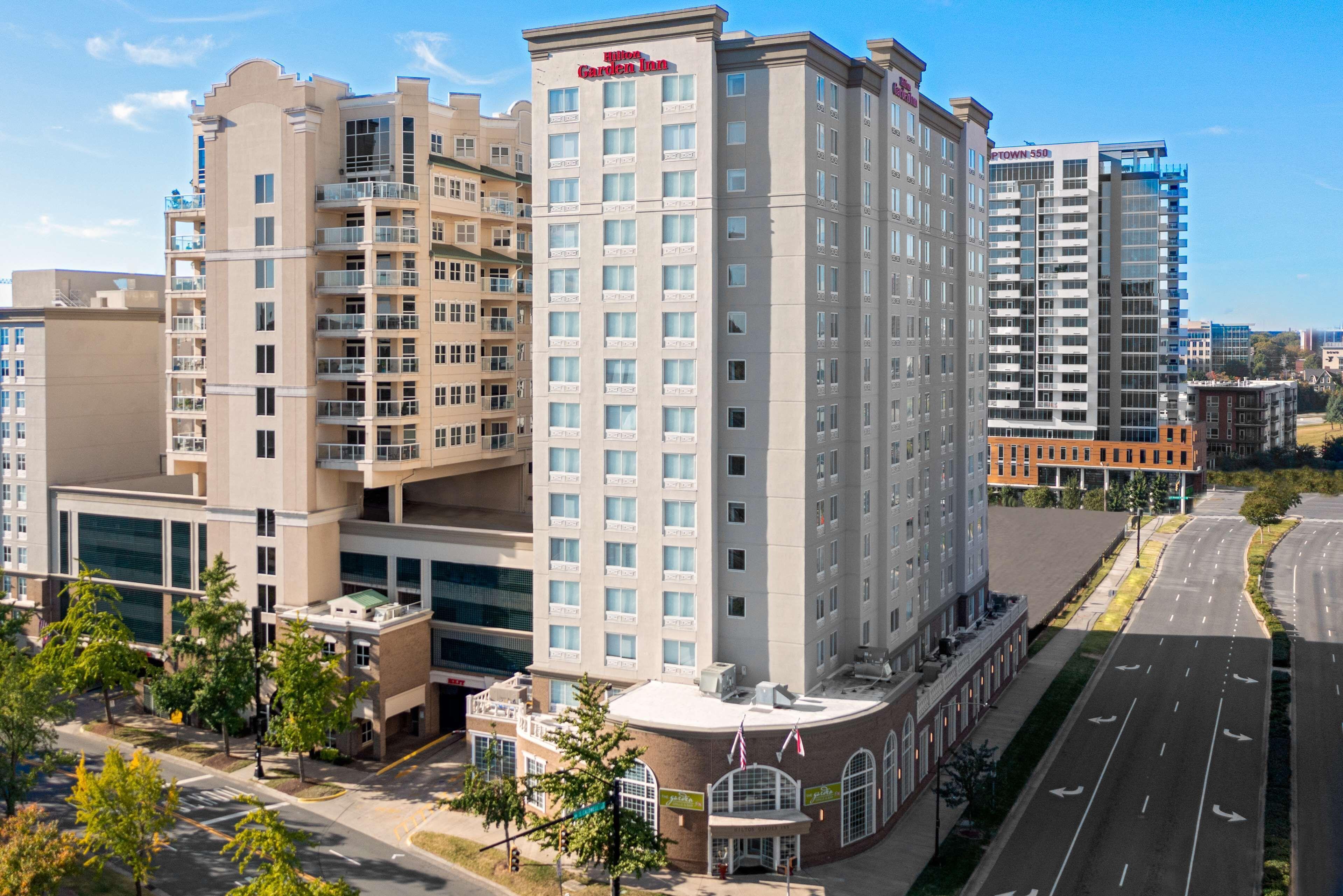 5 Solid 3-Star Hotels in Downtown Charlotte Worth Booking