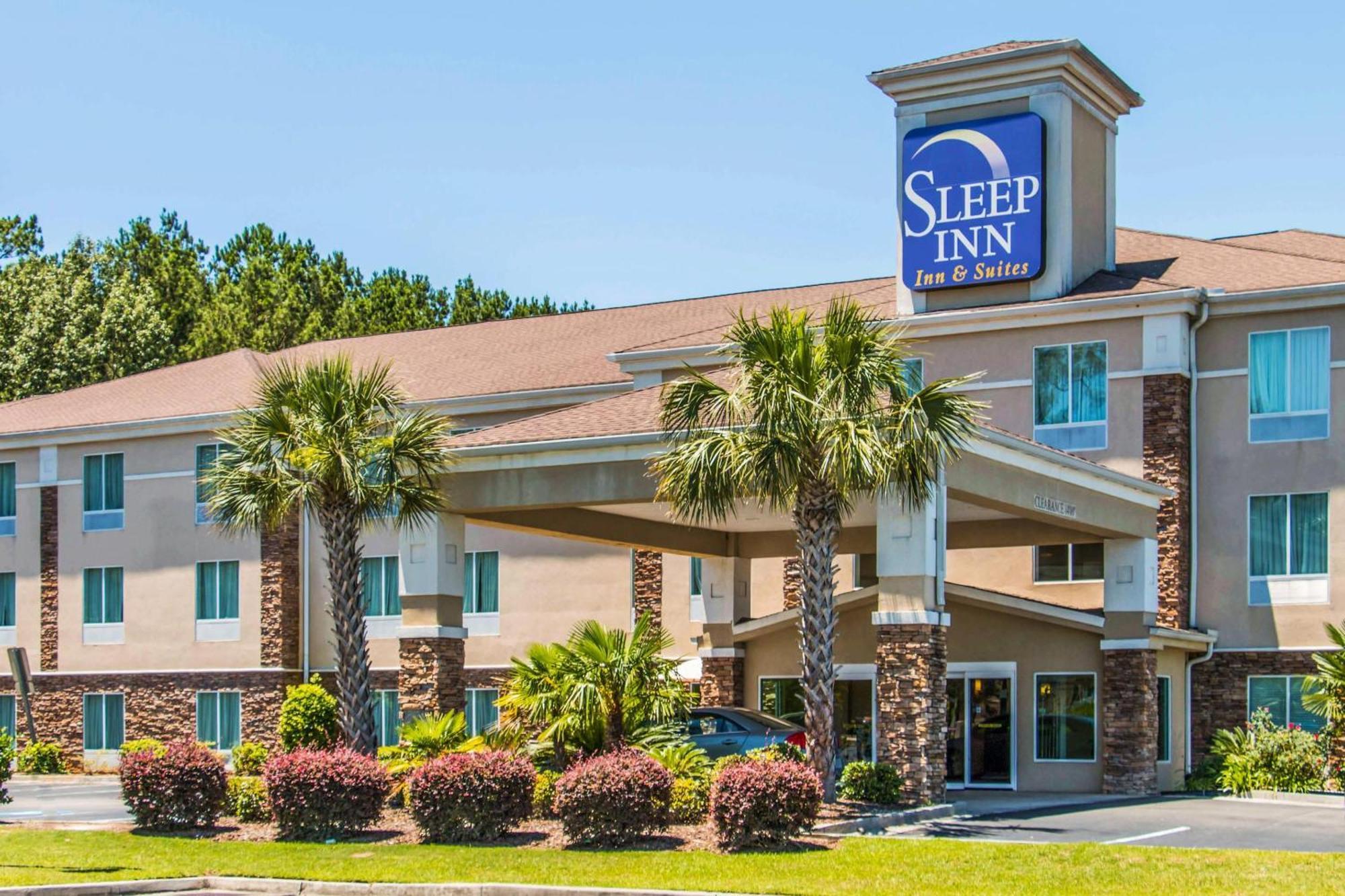 Staying in Pooler: 9 Savannah Airport Hotels Compared